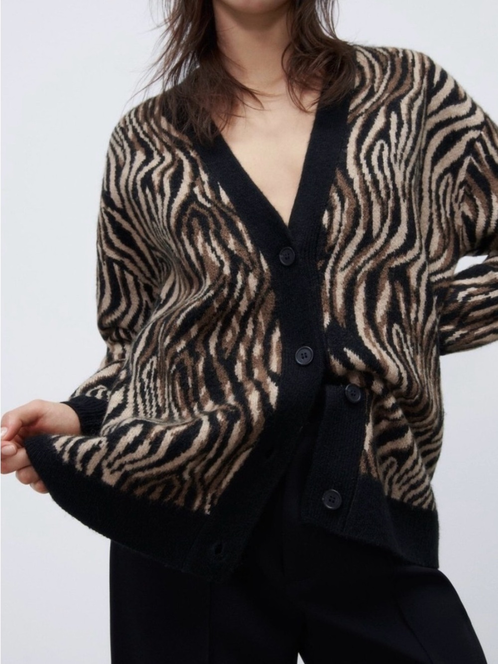 Zara Oversized Animal-Print V-Neck Button Cardigan in Black and Brown Small